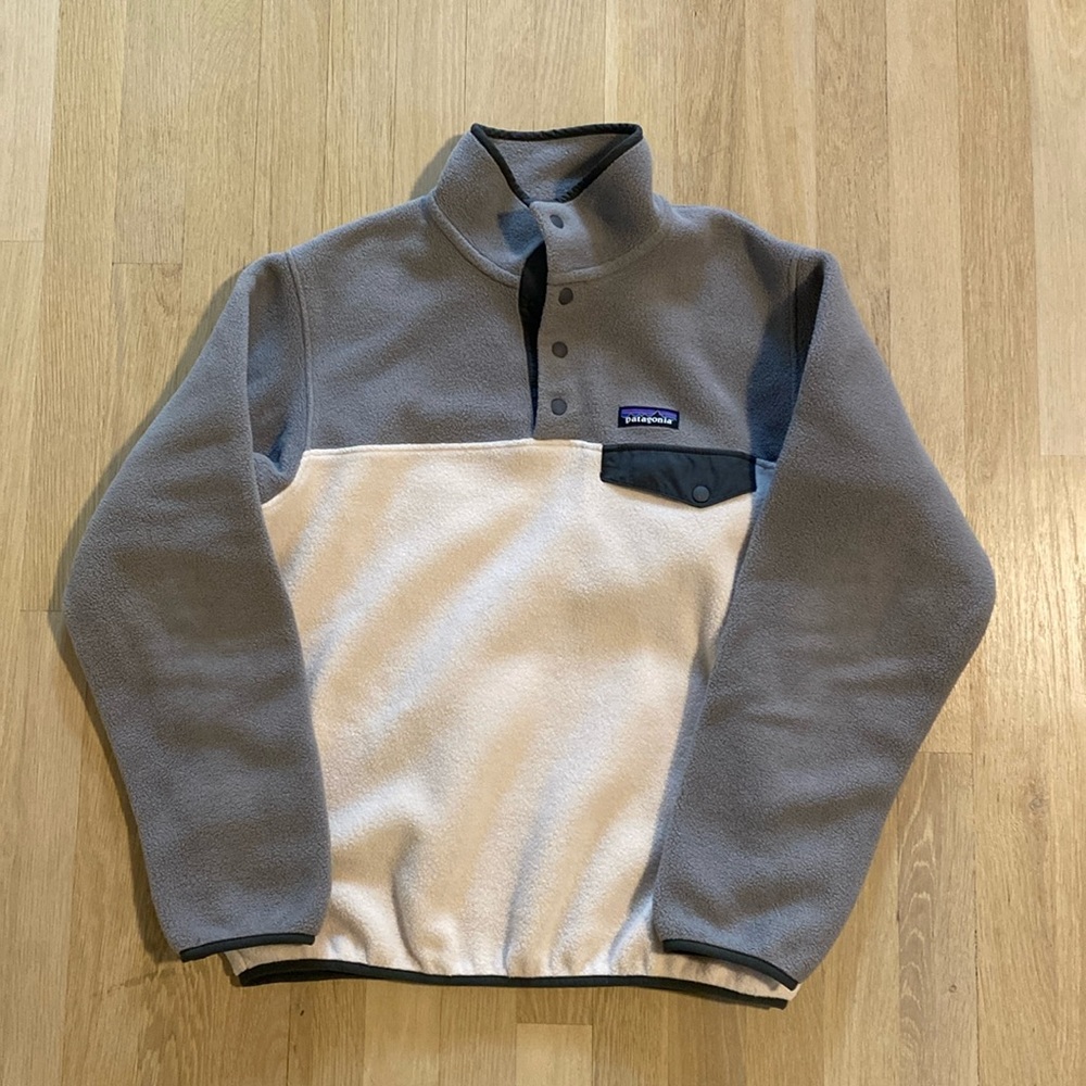Patagonia fleece synchilla pull over.